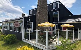 The Iona Heights Inn